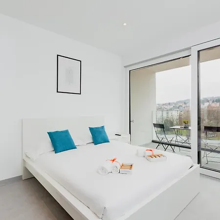 Campus {30 Wonderful Smart Suites} In The Area *
