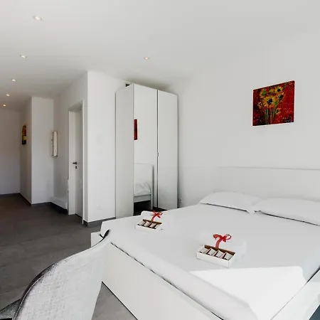Hotel Campus {30 Wonderful Smart Suites} In The Area Lugano