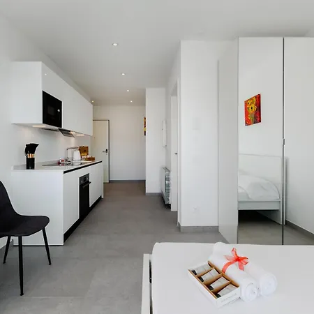 Hotel Campus {30 Wonderful Smart Suites} In The Area *