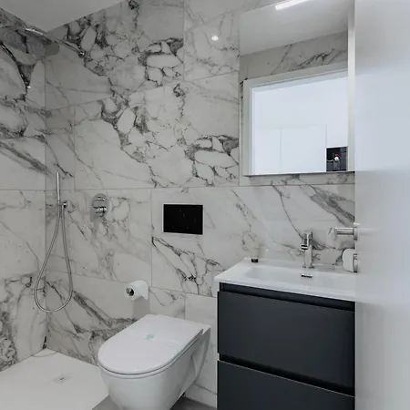 Campus {30 Wonderful Smart Suites} In The Area *