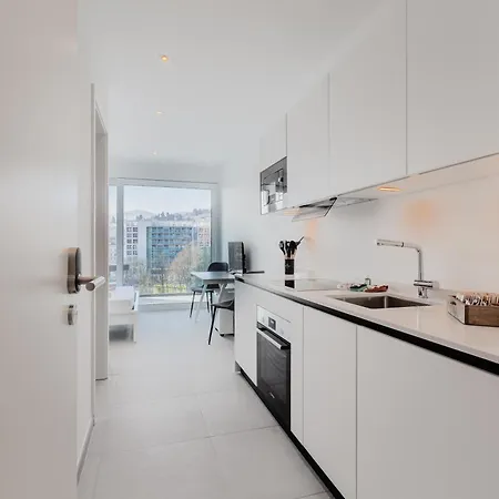 Campus {30 Wonderful Smart Suites} In The Area Hotel
