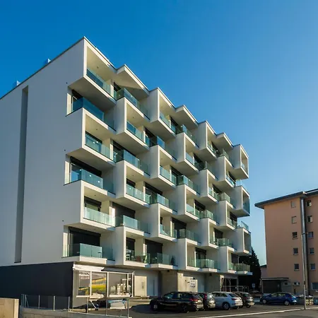 Hotel Campus {30 Wonderful Smart Suites} In The Area *