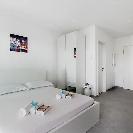 Hotel Campus {30 Wonderful Smart Suites} In The Area